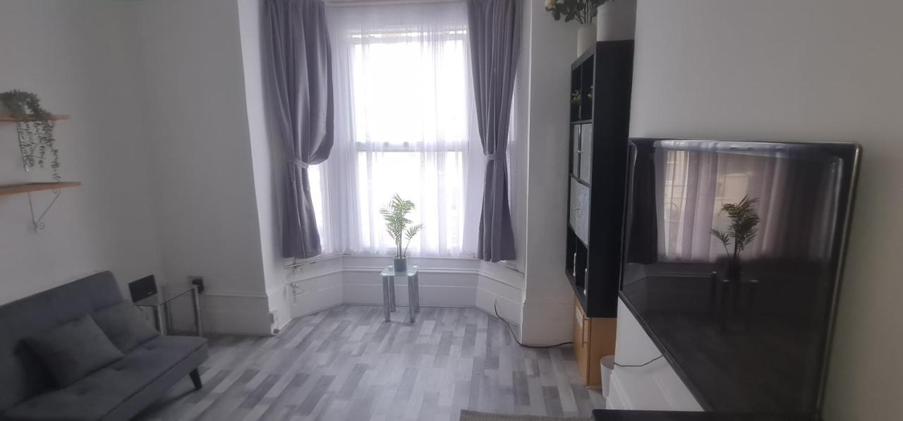 2 Bed Flat In Lambeth Lejlighed London Eksteriør billede